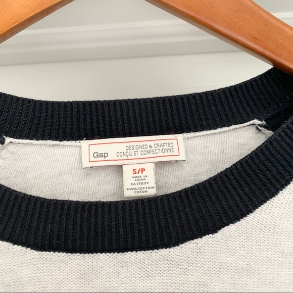 Gap Colorblock Crewneck Sweater Navy/Gray - Picture 2 of 3